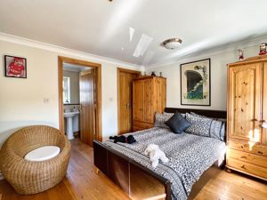 Photo 9- click for photo gallery